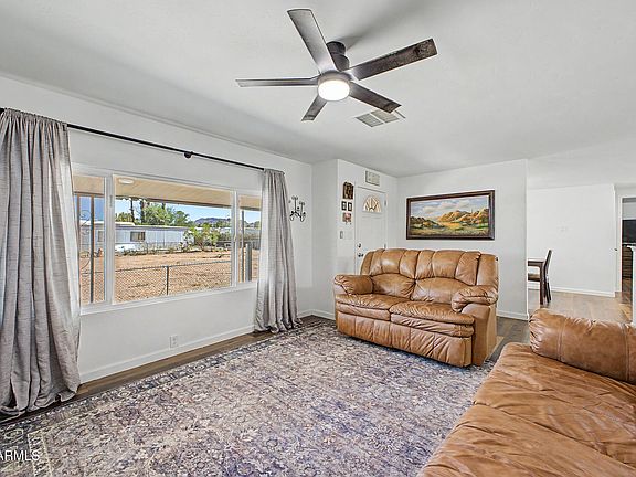 3rd image of 119 N 88TH Way