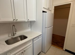 160 72nd St Floor 6, Brooklyn, NY 11209