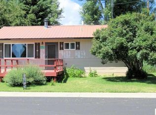 315 Smith St, Lander, WY 82520