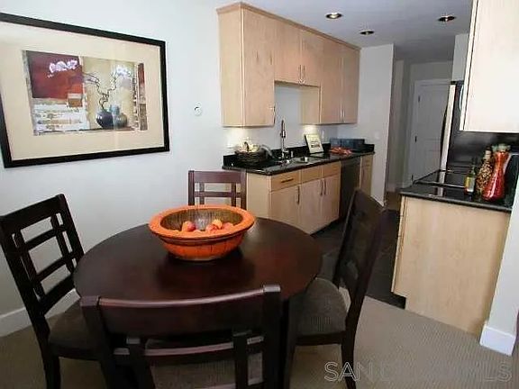 3rd image of 836 W Pennsylvania Ave APT 216