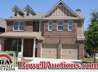 300 Ridge Pointe Dr, Bogart, GA 30622