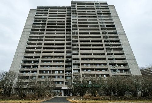1st image of 415 Greenview Ave #1710