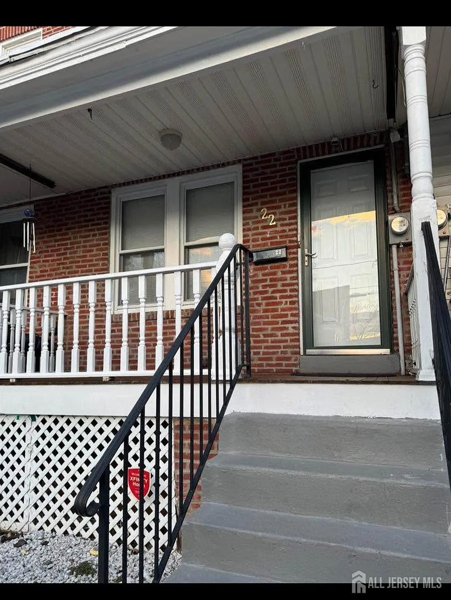 Photo 2 of 11 - 22 Dunham St - Trenton, NJ Building Photo - 22 Dunham St