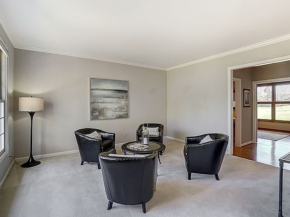 4th image of 3430 Ivy Hills Blvd