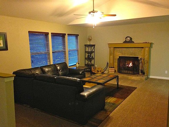 4th image of 1020 Lepori Way