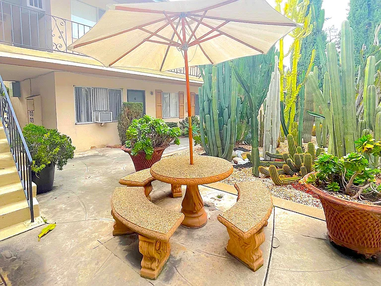 850 S Rosemead Blvd #3 — Photo 17