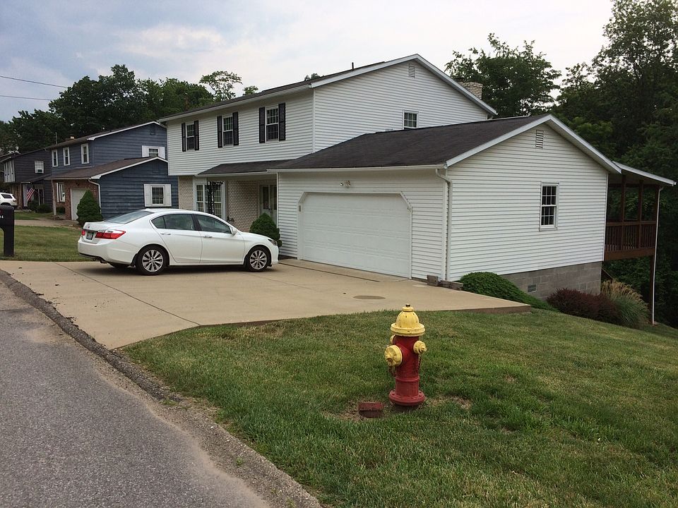 1st image of 201 N Hills Dr