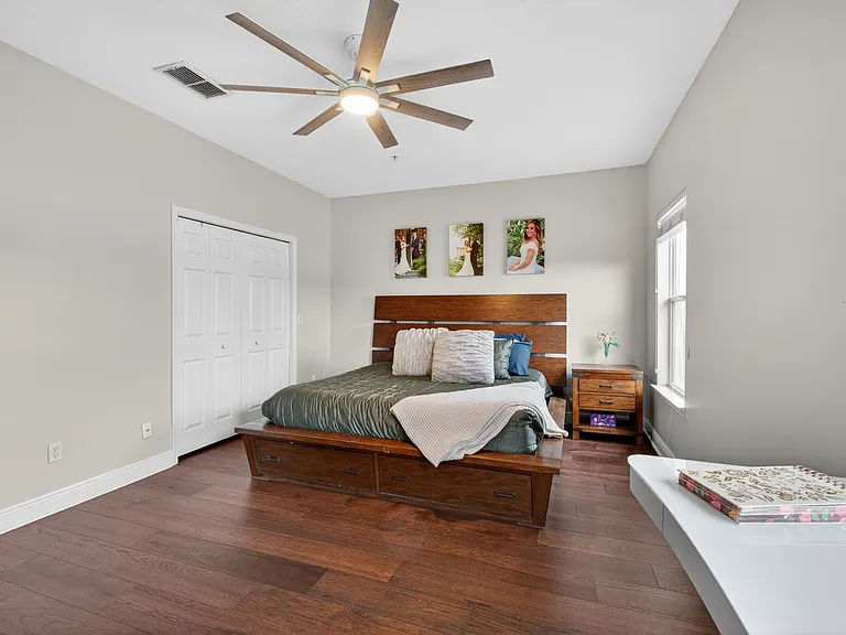 1121 Charming St — Photo 21