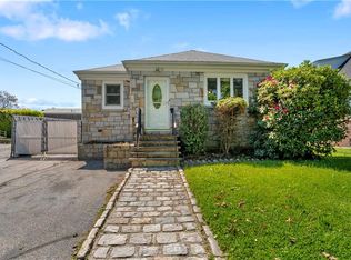 11 Winfield Rd, Johnston, RI 02919