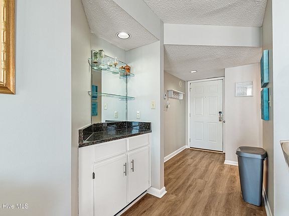 2nd image of 2000 New River Inlet Road Unit 2609