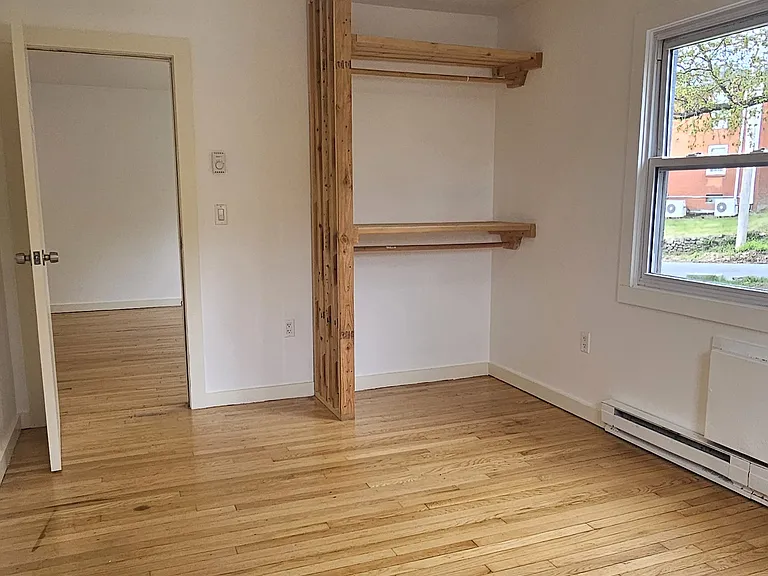 35 Springside Ave #1B — Photo 8
