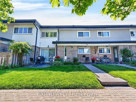 2nd image of 925 Bayly St #36