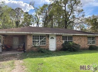 17794 Poe Dr, Maurepas, LA 70449