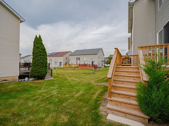 4th image of 502 Le Moyne Ave