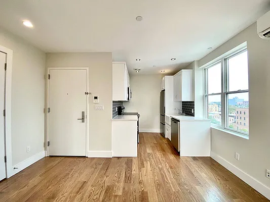 Rented by Doorway NYC, LLC | media 21