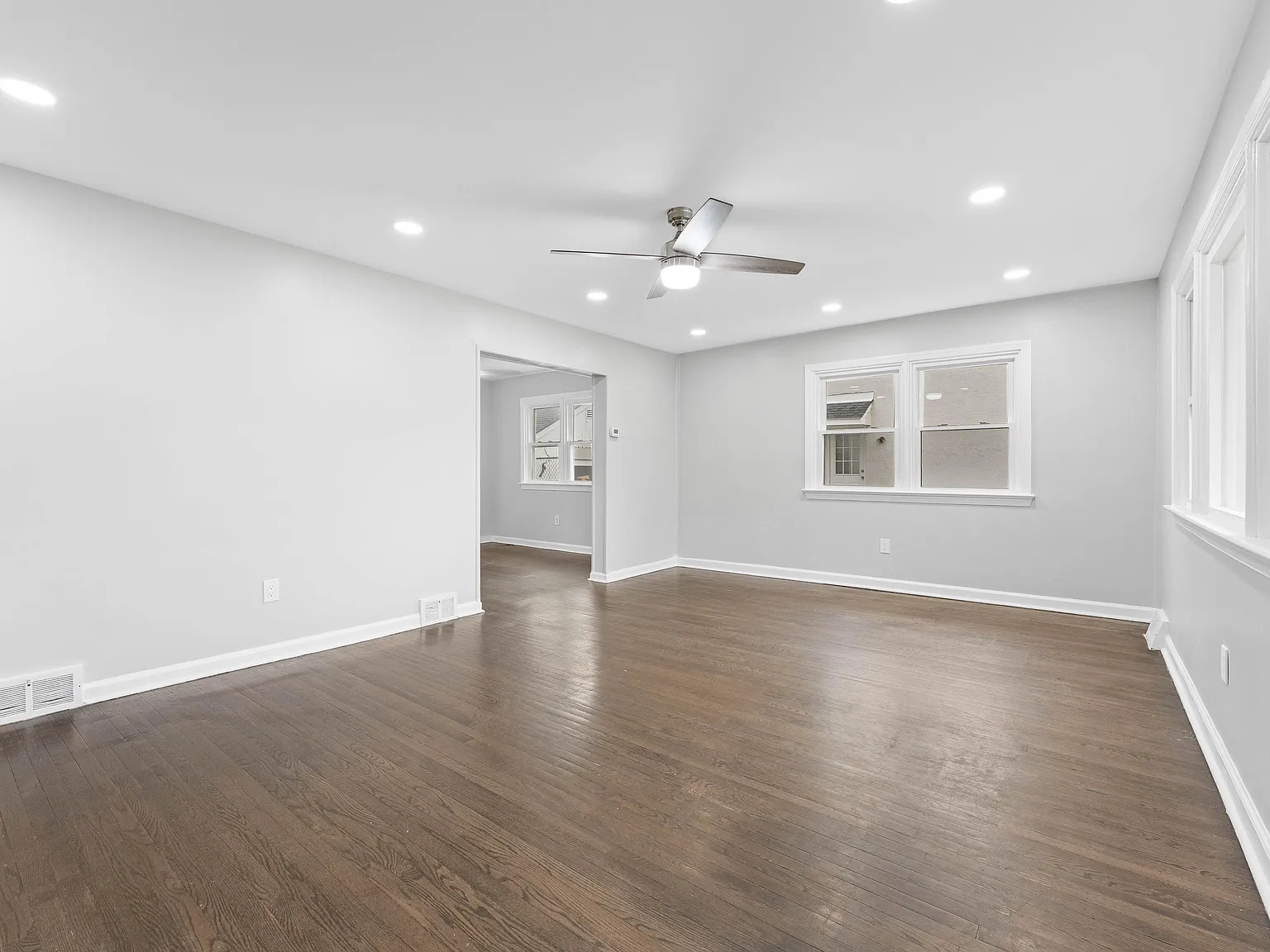3 bed, 1788 sqft, $2,600 — Photo 2