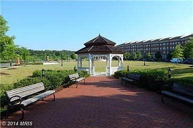 3rd image of 7939 Crescent Park Dr #148