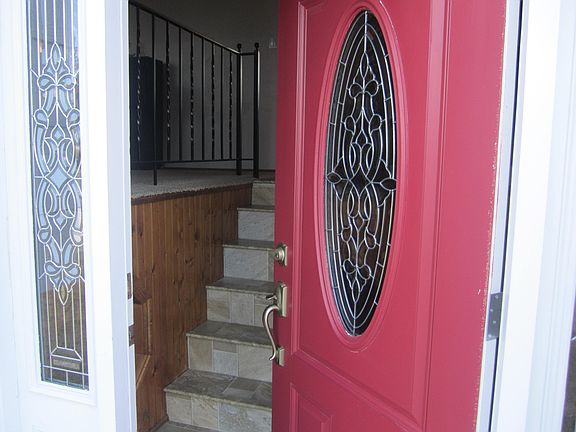 3rd image of 1016 Harrison Dr