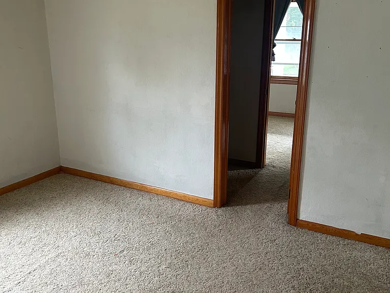 307 N Pine St — Photo 9