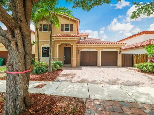 17670 SW 154th Pl, Miami, FL 33187