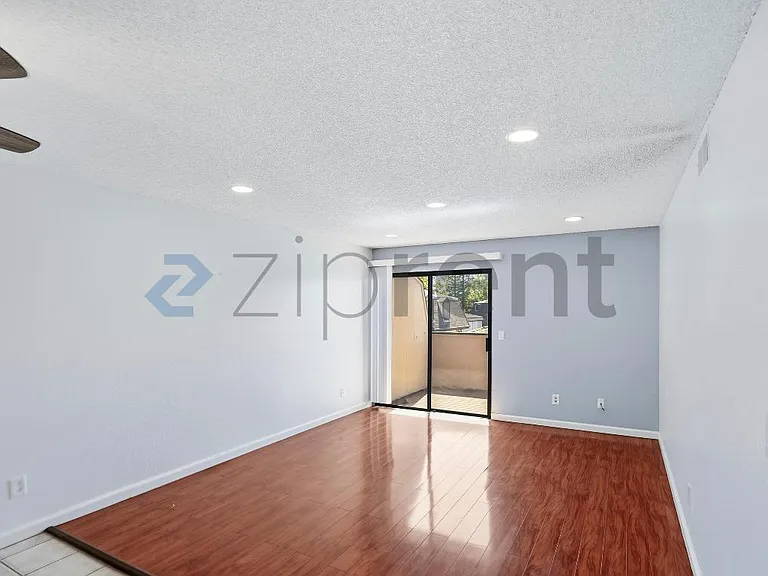 3272 Shadow Park Pl — Photo 5