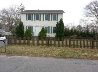 58 Langley St, Warwick, RI 02889