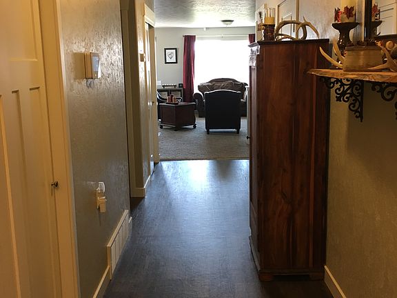 Entry Hallway