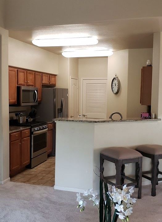 1st image of 5350 Dunlay Dr Unit 1913