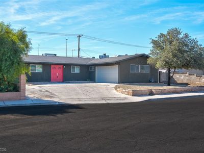 2105 Glen Heather Way, Las Vegas, NV, 89102