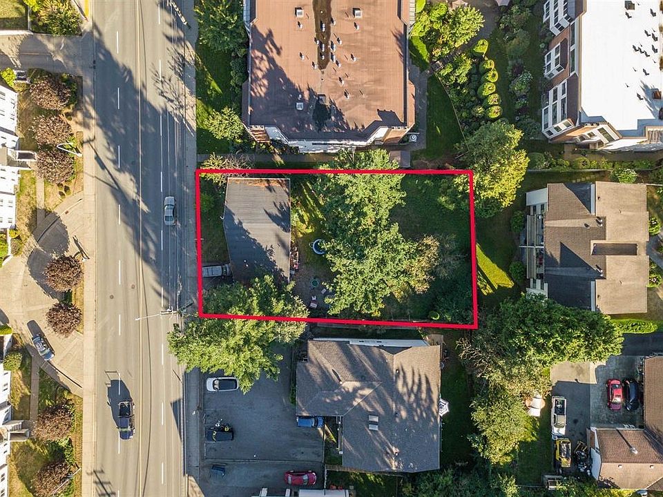 2nd image of 32076 George Ferguson Way