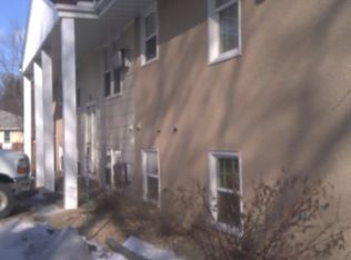 862 8th Ln APT 8, Anoka, MN 55303