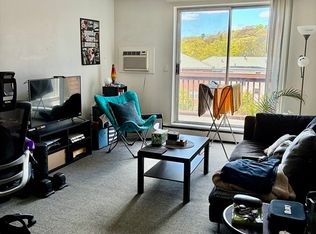 142 Kenrick St APT 34, Brighton, MA 02135