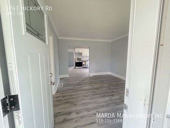 3rd image of 1741 Hickory Rd
