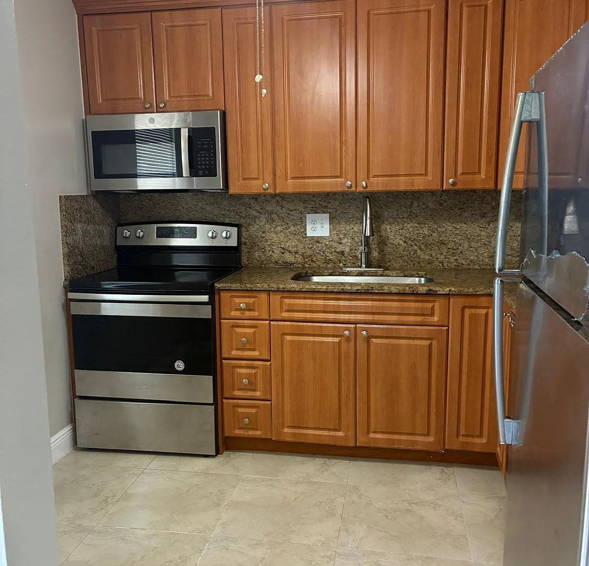 2 bed, 2.0 bath, 990 sqft, $1,650 — Photo 4