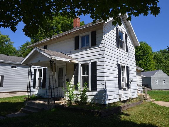 4th image of 542 W Whitewater STREET