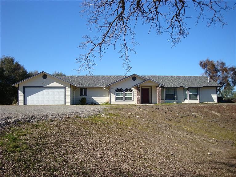 1st image of 36416 Eagles Nest Ln
