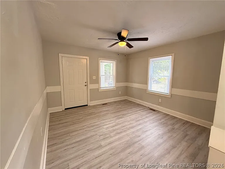 1106 Clark St #A — Photo 2