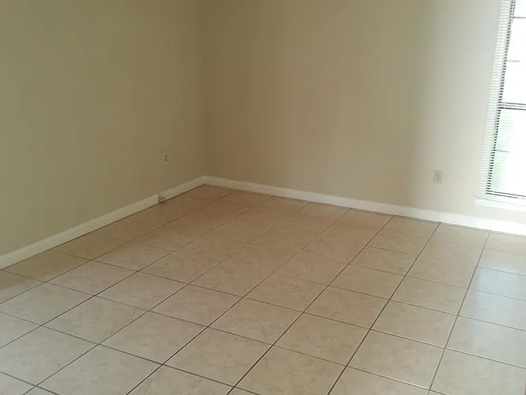 4334 Winterpark Dr — Photo 7