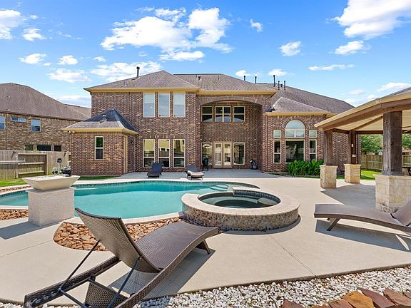 4th image of 26306 Norwhich Valley Court