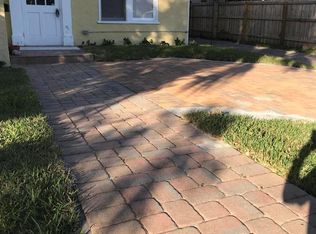 521 Kanuga Dr #2, West Palm Beach, FL 33401