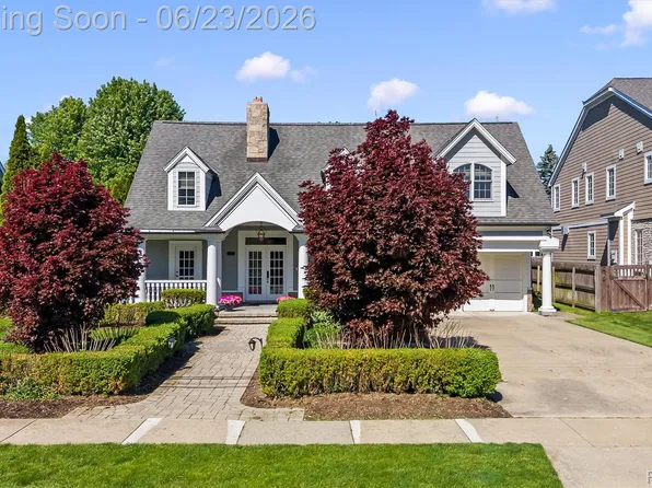 520 Pleasant Ave, Birmingham, MI 48009