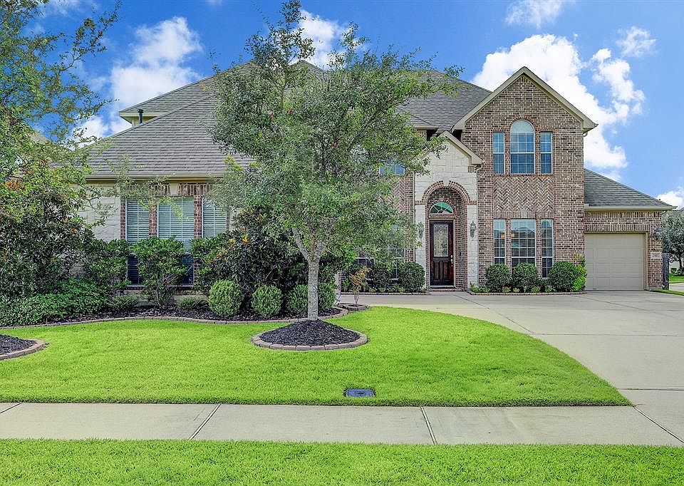 1st image of 2102 Stonewood Heights Ct