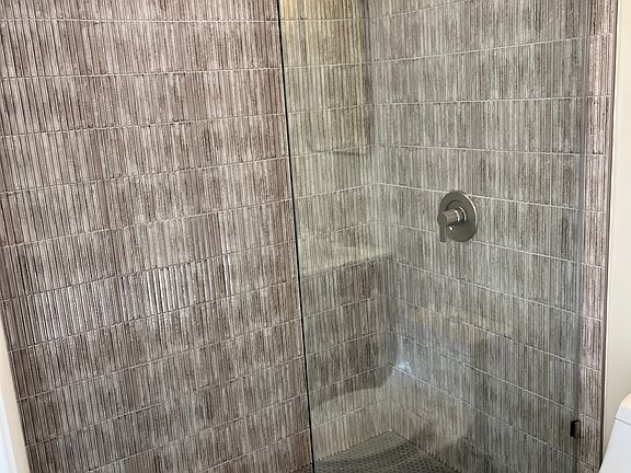 3rd image of 31 Jarrett St #33