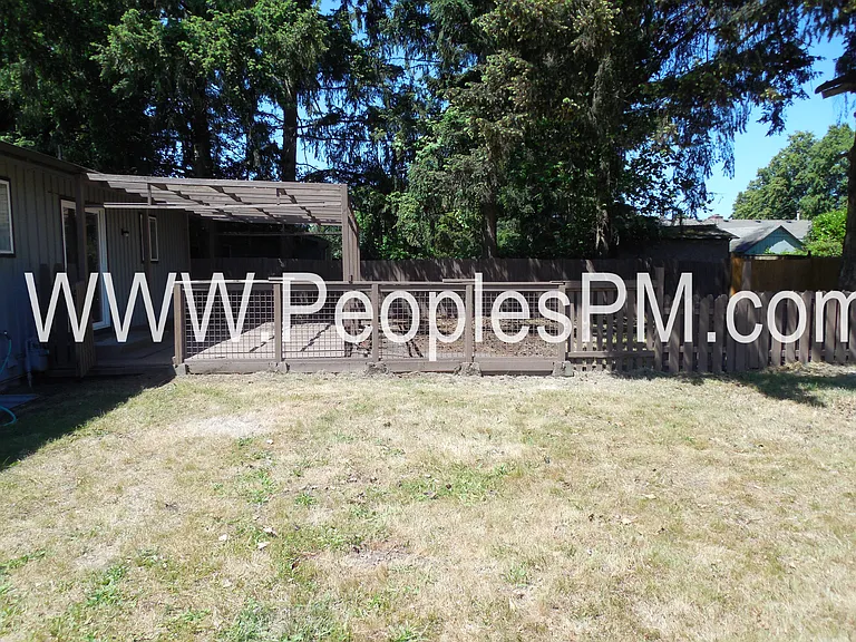 1505 29th St SE — Photo 19