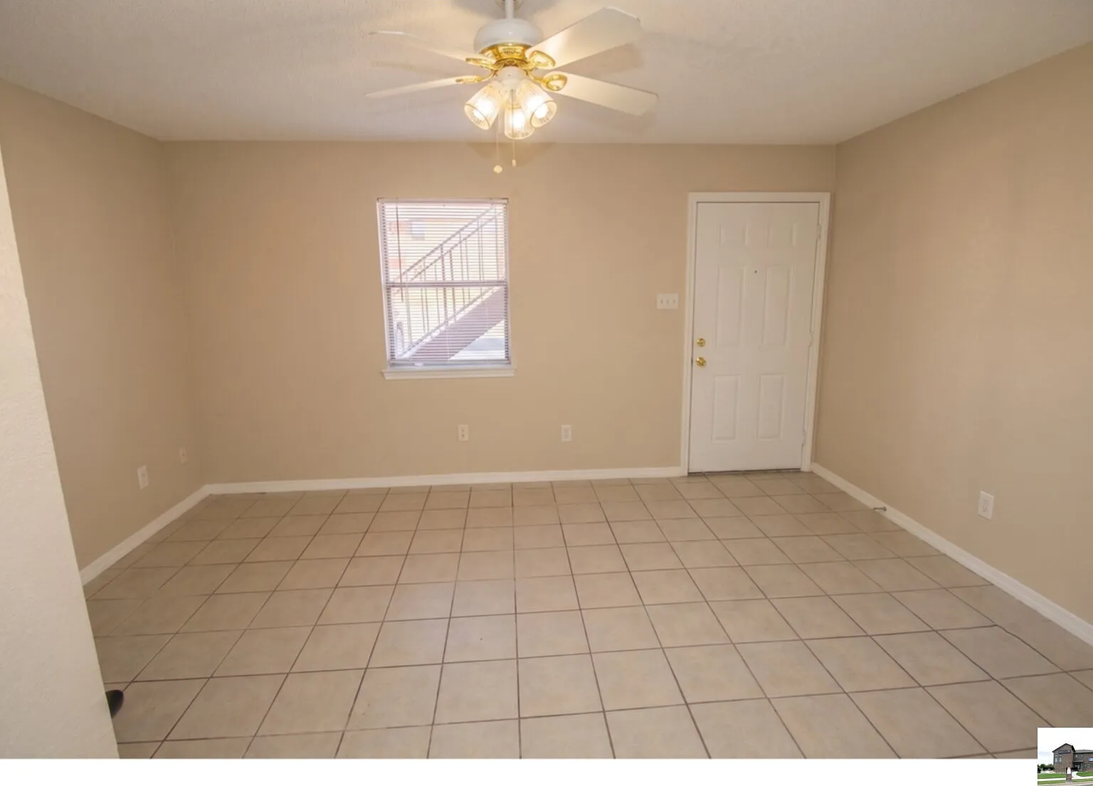 2 bed, 1.0 bath, 795 sqft, $600 — Photo 3
