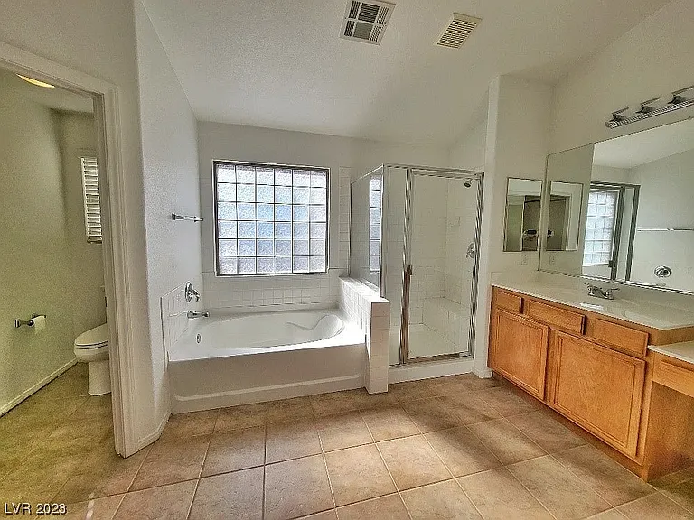 10512 Bonchester Hill St — Photo 7