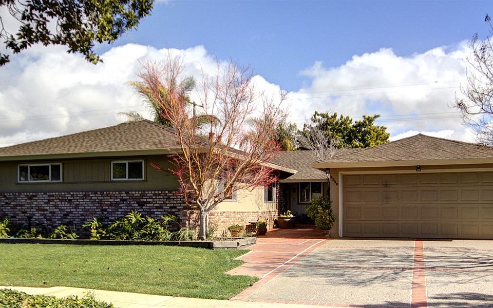 1st image of 1520 Barton Dr