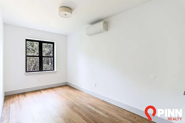 Rented by Pinn Realty | media 19