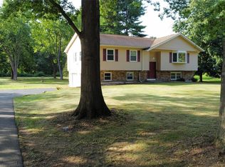 11 Jennifer Dr, Wappingers Falls, NY 12590