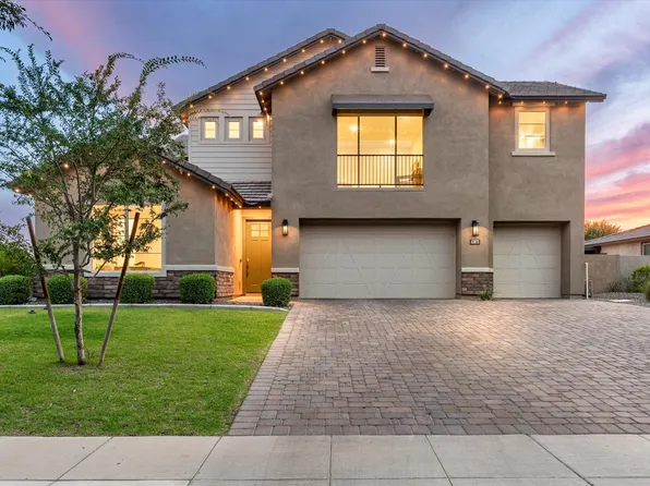 12872 N FOUNDERS PARK Boulevard, Surprise, AZ 85379
